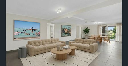 Elevated 439m² Home with Panoramic Noosa Views - Photo 2