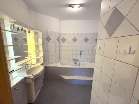 Große Galeriewohnung mit Balkon Bezirk Jakomini - Photo 5