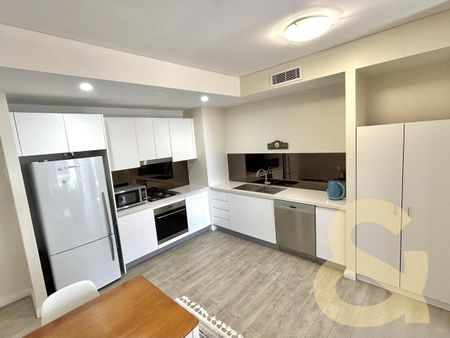 Furnished 1-Bedroom Apartment with Large Balcony and Parking - Photo 3
