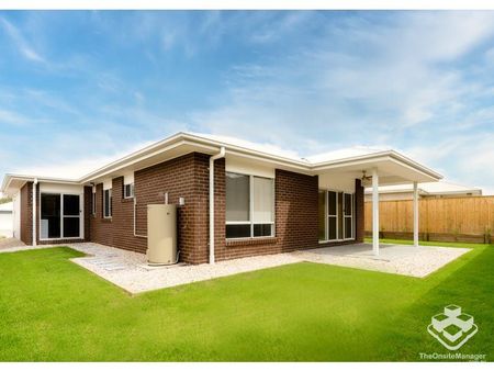 Brand New 4 Bedder Family House unbeatable LOW Price $615 pw - Photo 5