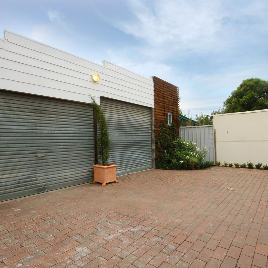 644 Elm Street, Albury NSW 2640 - House For Rent | Domain - Photo 1