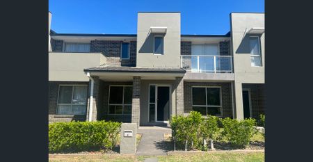 Elegant 3-Bedroom Home in Prime Location - Photo 5