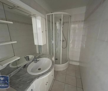 Appartement à louer 3 pièces 65m² - Photo 2