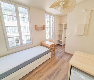 Location / Studio meublé - Photo 1