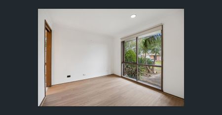 Comfortable Family Living - Photo 5