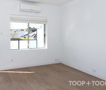 Modern Unit in Prime Location - Photo 6