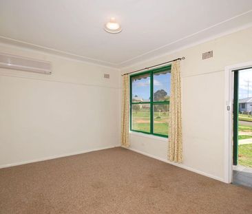 Three bedroom home in South Tamworth - Photo 2