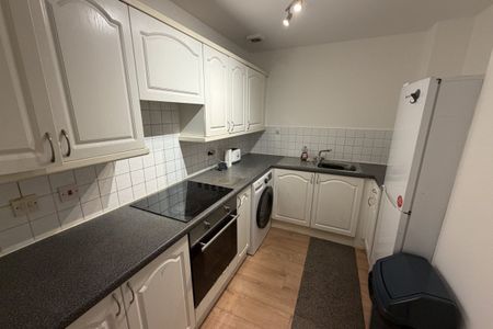 Upper Priory Street, NORTHAMPTON - Photo 3