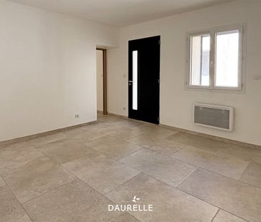Location Appartement 2 pièces 37m² CHATEAURENARD 13160 - Photo 5