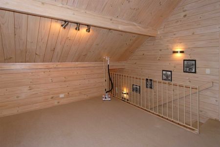 This very tidy two level home offers comfortable and convenient living close to Hamilton City Central and FMG Stadium. - Photo 4