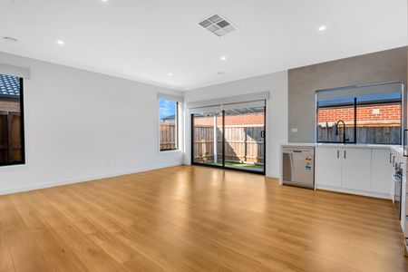 24 Mawson Street, Mickleham VIC 3064 - Photo 5