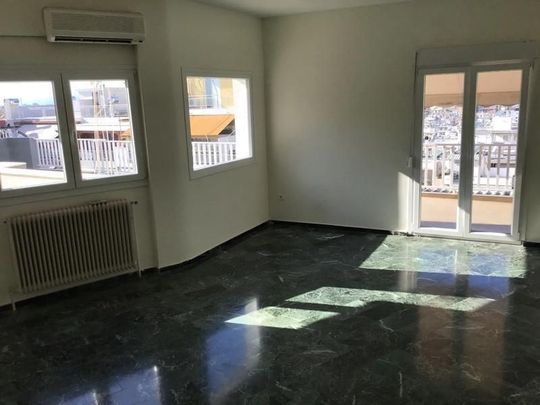 Διαμέρισμα για ενοικίαση Καστέλλα (Καστέλλα - Πασαλιμάνι) - Photo 1