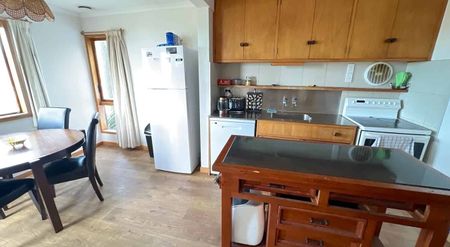 A home with amazing close ocean view - Photo 4