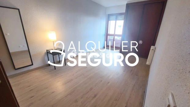 Piso en alquiler en Retiro - Photo 1