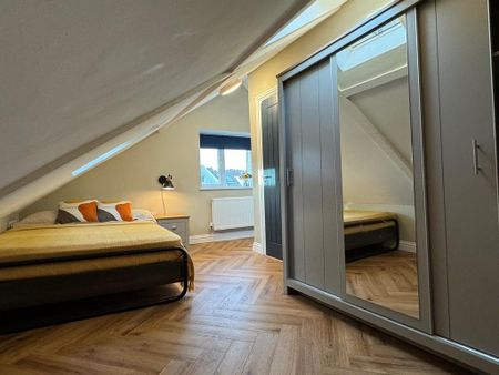 3 bedroom flat to rent - Photo 4