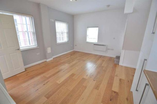 Broom Hill, Halstead, CO9 - Photo 1