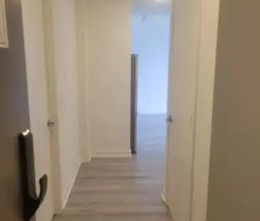 603 - 3071 TRAFALGAR ROAD | 603 - 3071 TRAFALGAR ROAD, Oakville - Photo 1