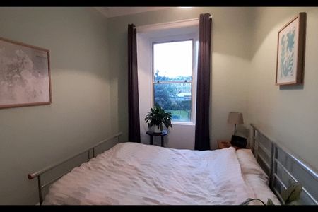 2 Bed Flat, Piershill Place, EH8 - Photo 4