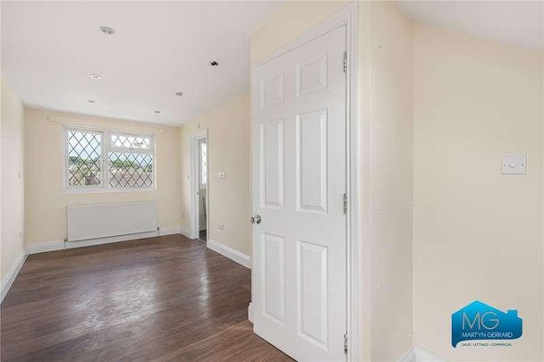 Chesterfield Road, High Barnet, Hertfordshire, EN5 - Photo 1