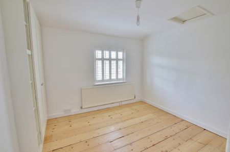 2 bedroom terraced house to rent - Photo 2