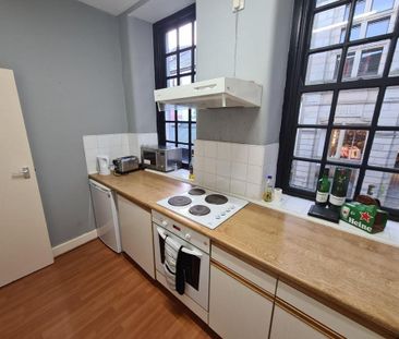 2 bedroom private hall to rent - Photo 4