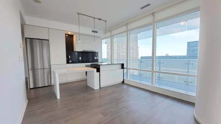 For Lease - 1 Bloor Street Unit# 2004, Toronto, Ontario - Photo 4