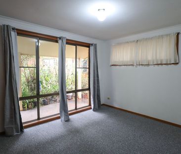 2 BEDROOM DUPLEX, LAWN MAINTENANCE INCLUDED - Photo 6