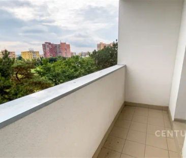 Prostorný byt 2+1 po rekonstrukci s lodžií | 56 m - Photo 6