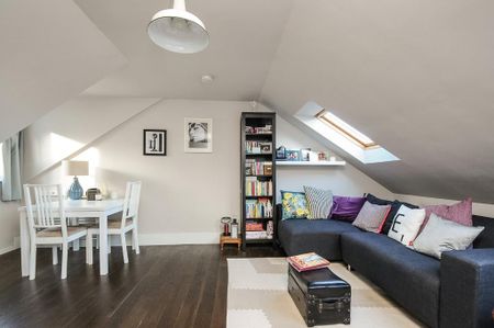 1 bedroom flat to rent - Photo 2