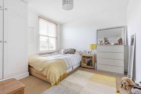 3 bedroom flat to rent - Photo 3