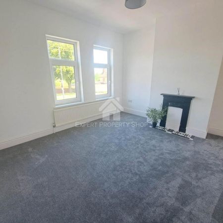 2 bedroom semi-detached house to rent - Photo 3
