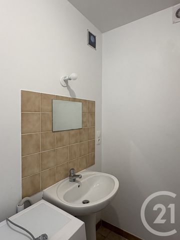Location Appartement 1 pièce 29m² MELUN 77000 - Photo 4