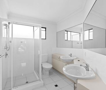 33/81-91 Boykambil Esplanade, Hope Island QLD 4212 - Townhouse For ... - Photo 5