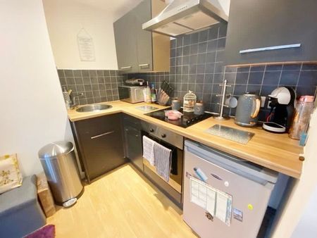 1 bedroom flat to rent - Photo 5