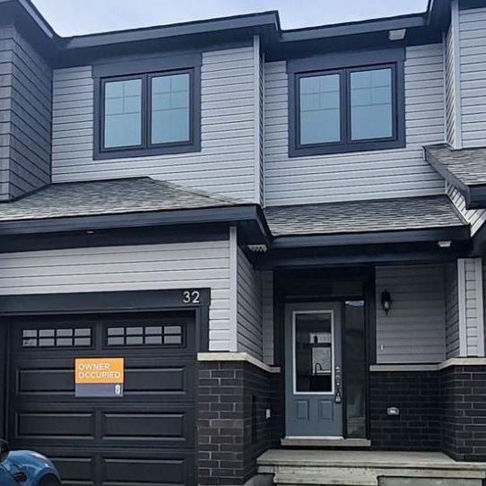 For Lease - 32 Atop Lane, Blossom Park - Airport and Area, Ontario - Photo 1