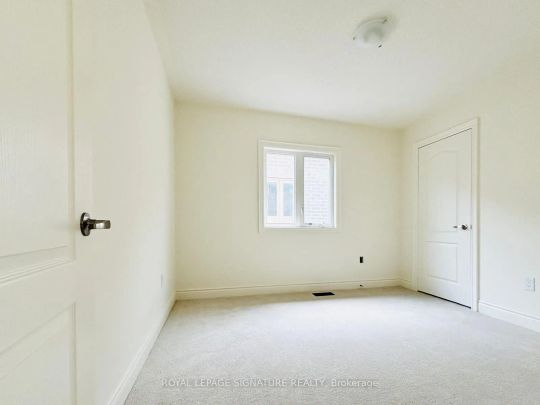 Property For Lease | X9261188 - Photo 1