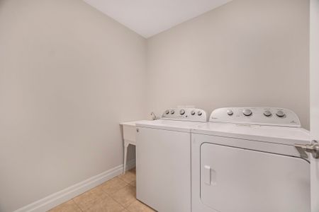 For Lease - 2619 Sheffield Boulevard Unit# 33, London South, Ontario - Photo 2