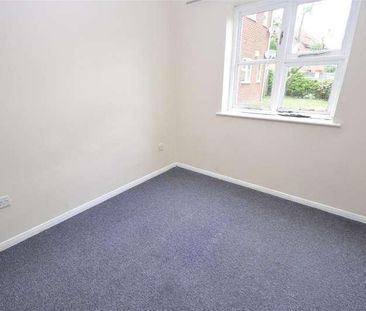 Wallers Close, Dagenham, RM9 - Photo 4