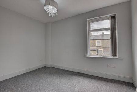 Tay Street, Burnley - Photo 3