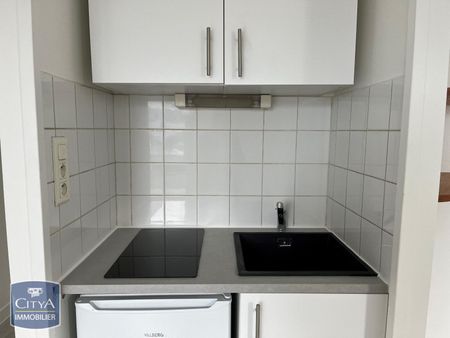 Location Appartement 1 pièce 27m² POITIERS 86000 - Photo 2
