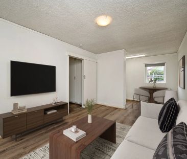 Your Next Move Starts Here – Stylish 1-Bedroom with Parking - Photo 1