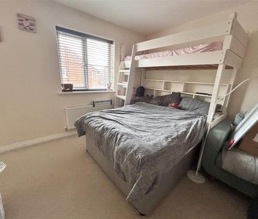 5 bedroom detached house to rent - Photo 4