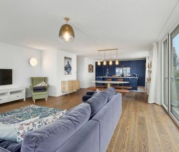 Modern, grosszügig mit Südterrasse - Photo 1