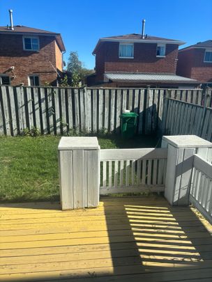 For Lease - 40 burnhope Drive, Brampton, Ontario - Photo 1