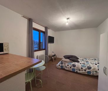 Location Appartement 1 pièce 21m² LA GARDE 83130 - Photo 1