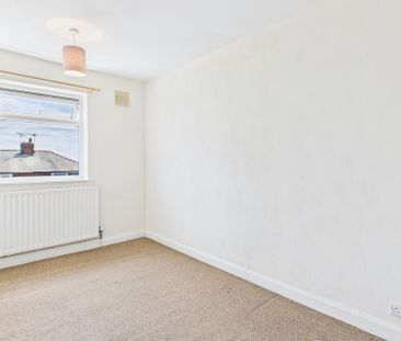 14 Newlands Drive, S12 - Photo 3