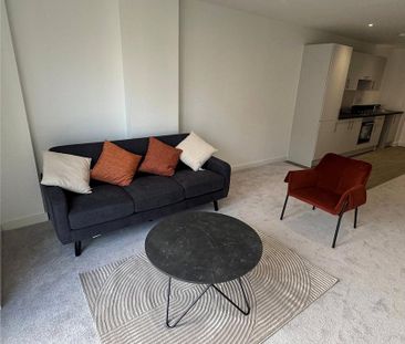 Studio to rent - Photo 1