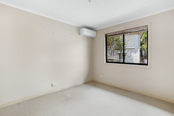 2/111 Leworthy Street, Bardon QLD 4065 - House For Rent - $900 | Domain - Photo 1