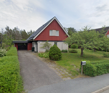 Furuvägen, Hallstavik - Foto 1