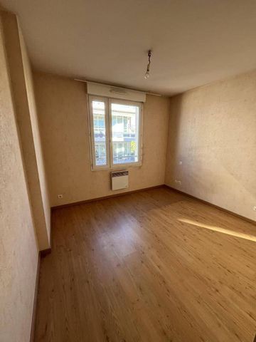 Location appartement t1 bis 2 pièces 38 m² à Rodez (12000) - Photo 3